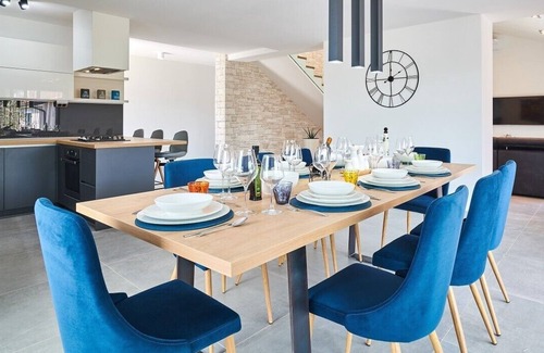 Kastel Villa | Elegant Villa Dolcea with a swimming pool