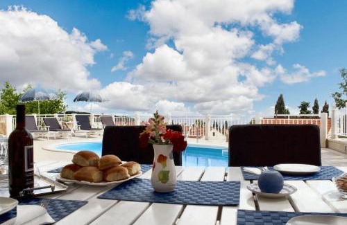 Sumartin Villa | Elegant Villa in Brač with Private Pool