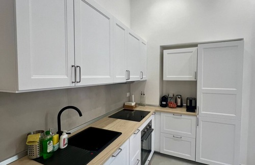 Vomero Apartment | Elegant Vomero Hideaway Naples - family friendly