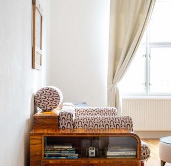 Banska Bystrica Apartment | Elegantný Art Deco byt v Banskej Bystrici