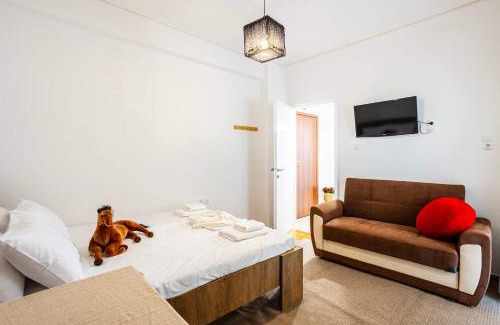 Kalamata Hotel | Elena's Cozy & Central Nest