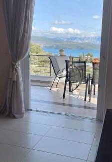 Katouna Villa | Elina's Maisonette