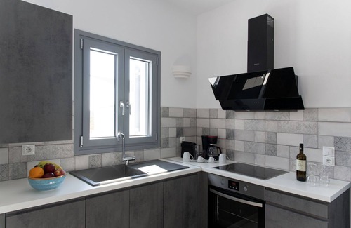 Paros Villa | Elitas Villa A, with 2 bedrooms and private pool close to Parikia