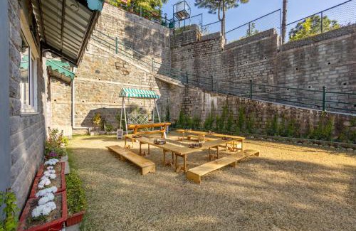 Kasauli Villa | ELIVAAS 3BHK Plus Attic Cliffside Villa with Scenic Views