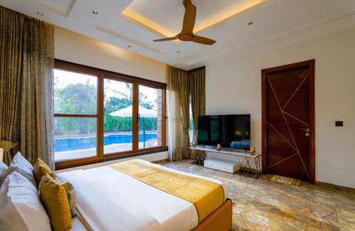 Gurugram Villa | ELIVAAS Sanisa Farm 3-BHK Farmhouse with Pvt Pool, Game Zone & Lush Garden