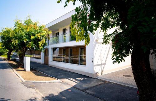 Nyirbator Bed & Breakfast | Elixír Panzió