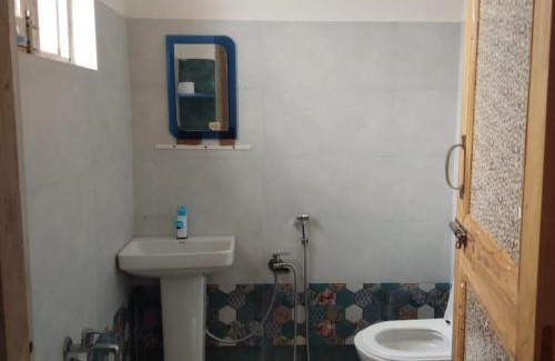 Srinagar House | Elizabeth paying guest house Tangmarg gulmarg