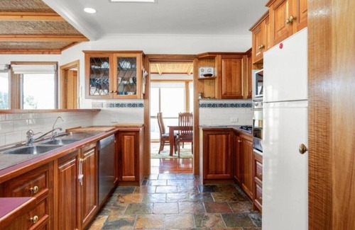Port Elliot House | Elliot Beach House on Carfax