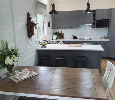 Cessnock House | Ellson House - The Heart of the Hunter