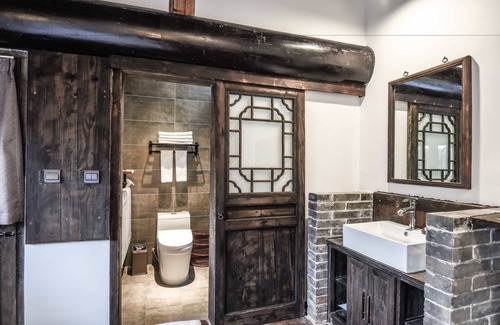 Pingyao Hotel | Elsewhere Hotel The former residence of the draft bank