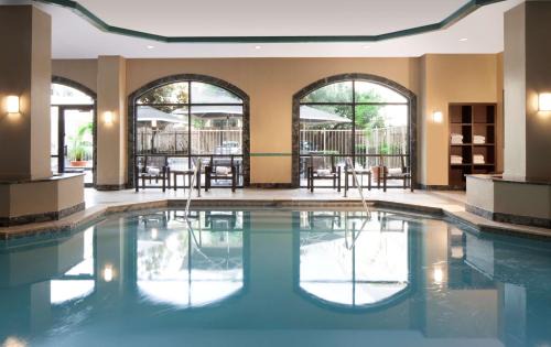 The Galleria Hotel | Embassy Suites by Hilton Houston Near the Galleria