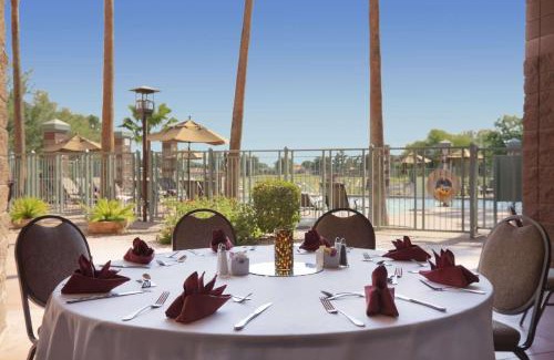 Paradise Village Corporate Center Hotel | Embassy Suites by Hilton Phoenix Scottsdale