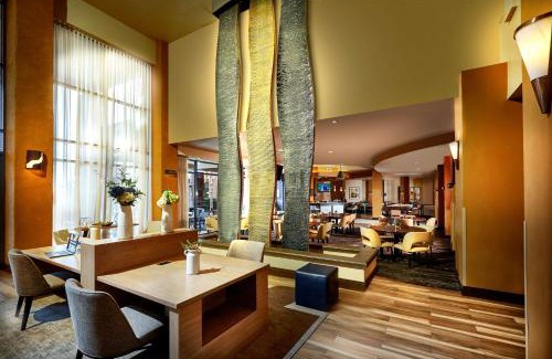 Paradise Village Corporate Center Hotel | Embassy Suites by Hilton Phoenix Scottsdale