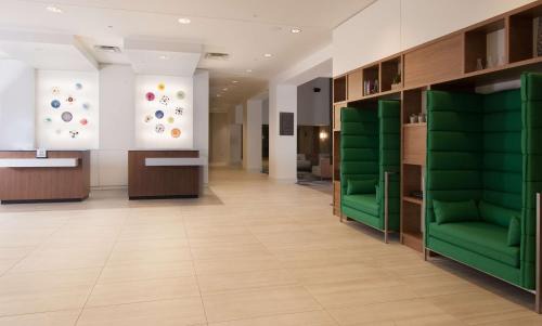 Crabtree Hotel | Embassy Suites by Hilton Raleigh Crabtree
