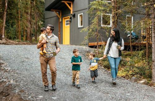 Chugiak House | Embrace Nature in this Secluded Cabin in Anchorage, Alaska