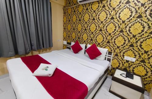 Pimpri - Chinchwad Hotel | Emerald Tree