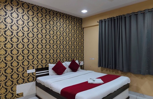 Pimpri - Chinchwad Hotel | Emerald Tree Moshi
