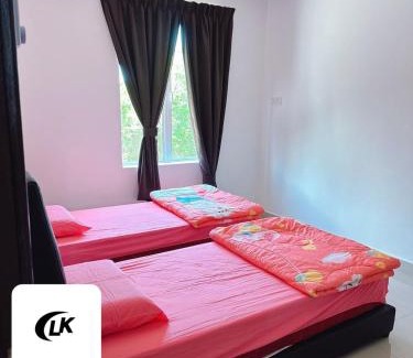 Dungun House | EMERALD VILLA HOMESTAY DUNGUN