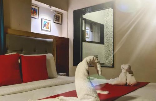 Mount Abu Hotel | EMINENCE - PALM RESIDENCY (1.5 KM FROM NAKKI LAKE)