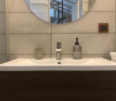 Sourpi House | Emmeleia's