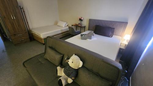 Trece Martires Hotel | Empress Suite SMDC Hope Residences CONDOTEL with UNLIWIFI