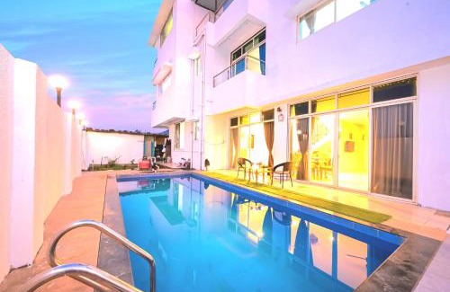 Lonavala Villa | EMPYREAN STAY II 6BHK BRAMHA VILLA ll AC II PVT POOL II TERRACE VIEW II LUX
