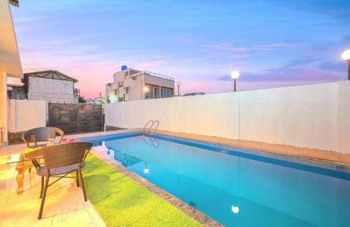 Lonavala Villa | EMPYREAN STAY II 6BHK BRAMHA VILLA ll AC II PVT POOL II TERRACE VIEW II LUX