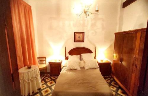 Sagunto House | Encantadora casa de pueblo