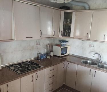 Berja Apartment | Encantadora casa rural con gran porche