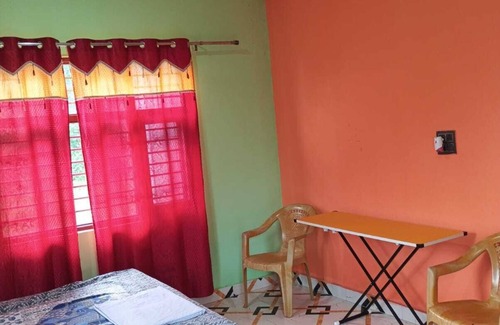 Chachian Other | Enchanting 2-bedroom farmhouse in Nagri. Situated in Dhauladhar mountain range.