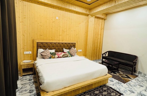 Kasauli Bed & Breakfast | Enchanting bed & breakfast with WiFi in Kasauli.nstay with us and feel like home