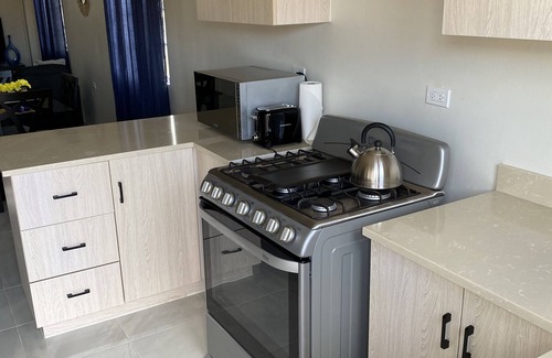 Discovery Bay House | Enchanting Villa, Breathtaking Views, Near Beaches, – Perfect for Families
