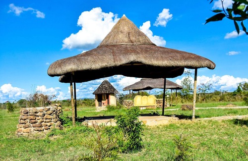 Isinya RV Rental | Enchipai Campsite and Cottages