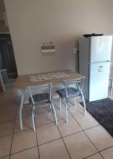 UPhongolo House | Encome Guest House