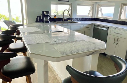 Estate Calabash Boom House | Endless View Cottage
