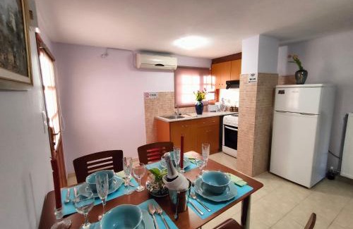 Mili Apartment | EndlessSunrise (2) Apartments by the sea