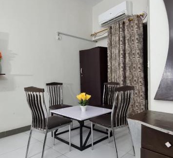 Gulshan-e-Iqbal Apartment | Eniter Two Bedrooms Luxry Apartment