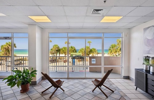 Panama City Beach Hotel | Enjoy a Hassle-free Stay! Free Parking, Pool, Near Casino Beach Boardwalk