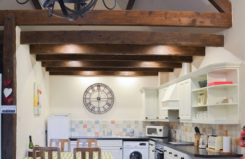 Liverton Cottage | Enjoy a morning swim at Rook followed by exploring the nearby towns.