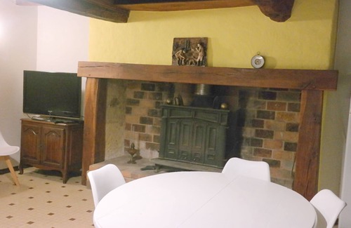 L'Isle-de-Noe House | ENJOY A NICE STAY OF RELAXATION AND SERENITY IN FULL NATURE