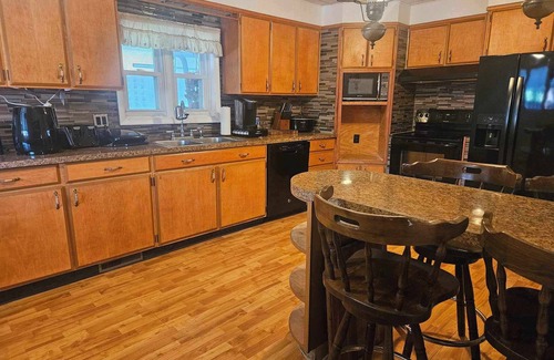 Hazleton House | Enjoy easy access to this 4 Bedroom smart home in downtown Hazleton PA.
