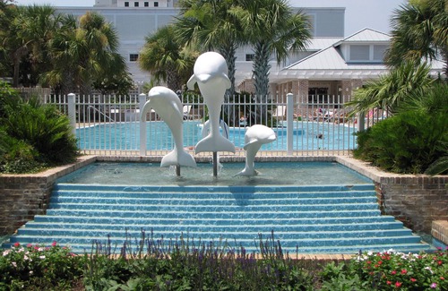 Baytowne Wharf Condo | Enjoy Music & Fireworks From Your Balcony