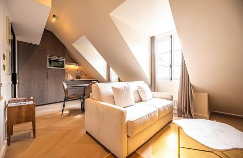 Saint-Gervais Apartment | Enjoy Parisian Life in an Elegant Flat - Le Marais