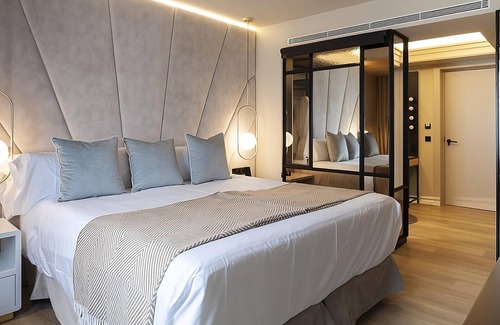 Sant Nicolau Hotel | Enjoy Picturesque Views! 2 Comfortable Units, Pets are Welcome!