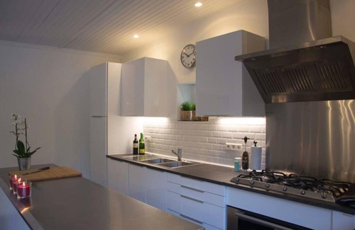 Anhee House | Enjoy Square - Spacious Holiday Home near Maredsous