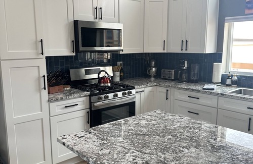 Greenehaven House | Enjoy stunning Lake Powell views from your deck—relax, unwind, and explore!