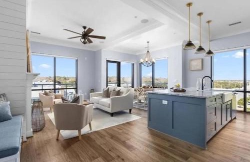 Northeast Virginia Beach Apartment | Enjoy The Art Of Oceanfront Living