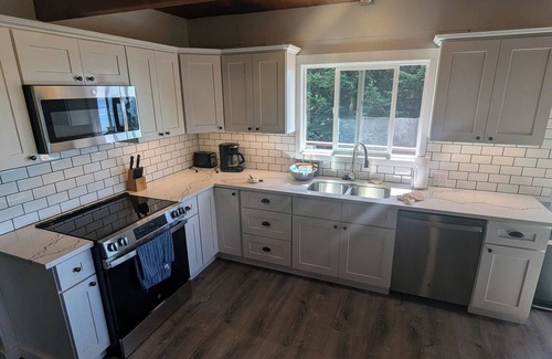 Otter Rock House | Enjoy the Oceanfront Views at this Pet Friendly home, with Beach Access Nearby