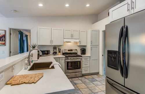 West Sedona House | Enjoy The Private Yard, Red Rock Views, Blue Skies, Hot Tub-Near Trails!