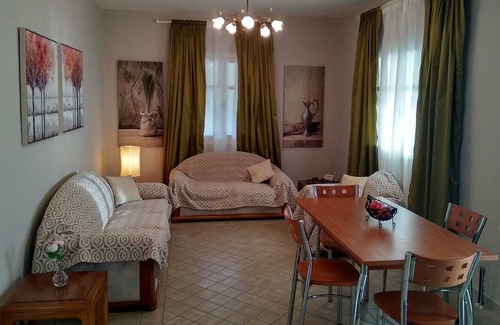 Kalamitsi House | Enjoy the sunsets of Ioanian sea at your balcony!